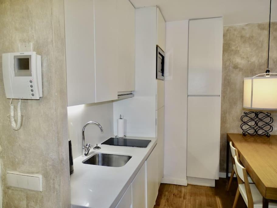 Precioso Apartamento Junto A La Plaza Mayor Madrid Exterior photo